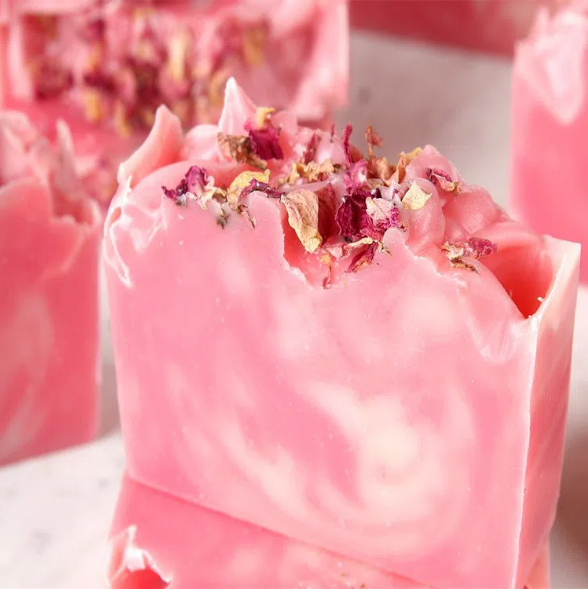 Savon rose naturel